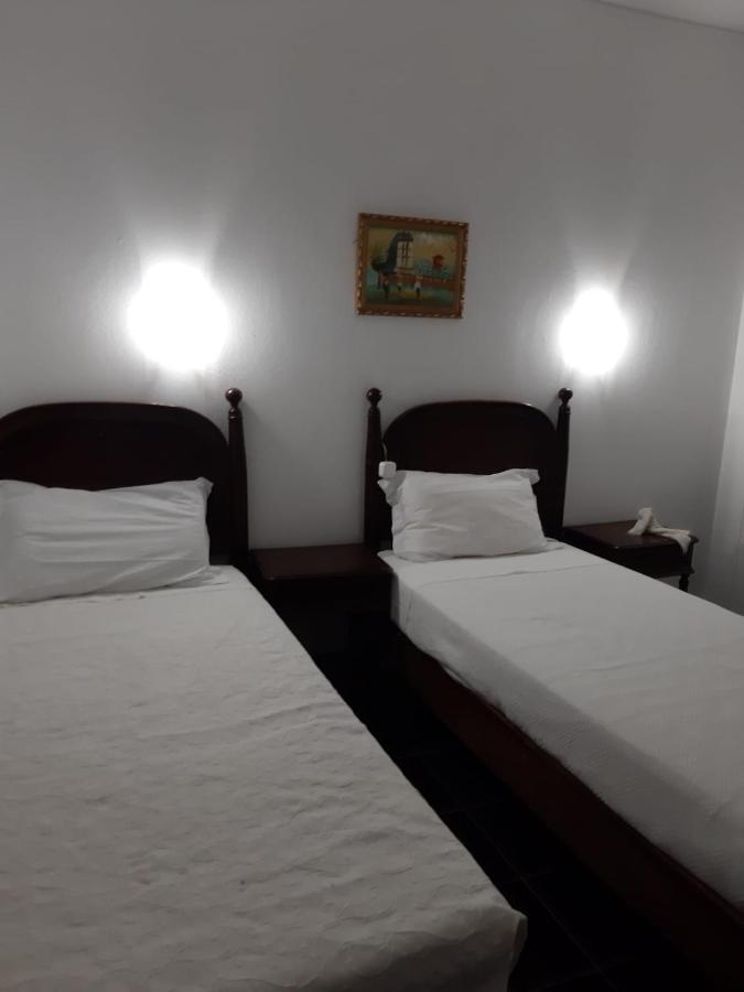 Residencial Miradoiro Guest House Портиман Экстерьер фото